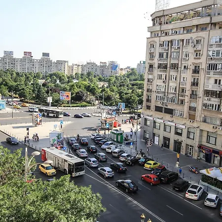 100 Sqm Luxury Apartment, Unirii Square Apartament Bukareszt