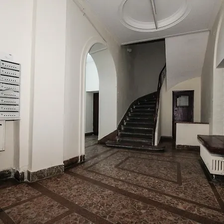 100 Sqm Luxury Apartment, Unirii Square
