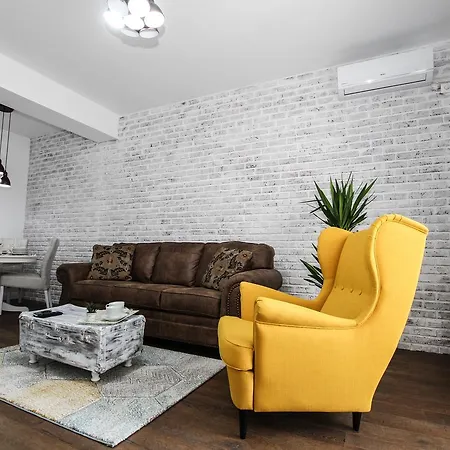 Apartment 100 Sqm Luxury Apartment, Unirii Square