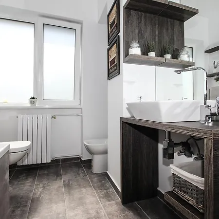 Apartament 100 Sqm Luxury Apartment, Unirii Square *