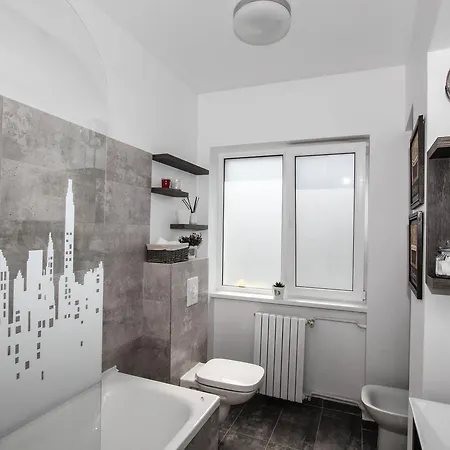Apartament 100 Sqm Luxury Apartment, Unirii Square *
